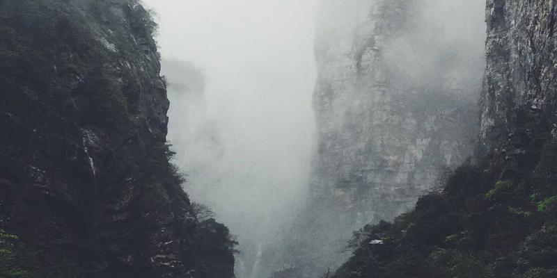 Chemical Materials 74:连接工业命脉的关键原材料与供应商选择之道