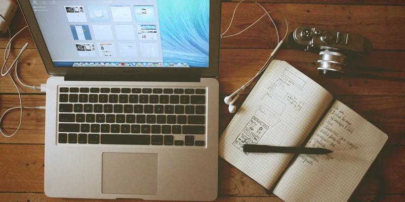 从工业化学品到生命重建：仿生矿化策略如何革新生物活性玻璃骨修复材料