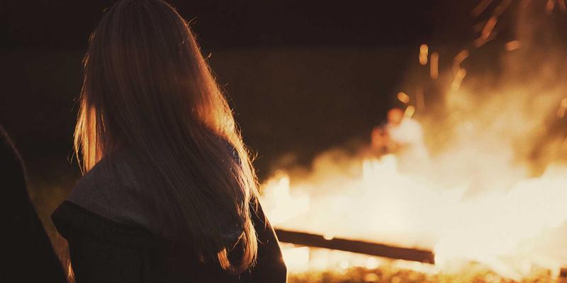 光响应形状记忆高分子：工业化学品与化学材料在4D打印与智能医疗器械中的革命性应用