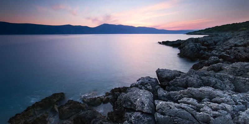 自修复材料：工业化学品与原材料供应商如何重塑工程未来