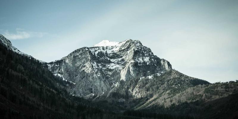 金属有机框架材料：工业气体分离与存储的革命性化学原料